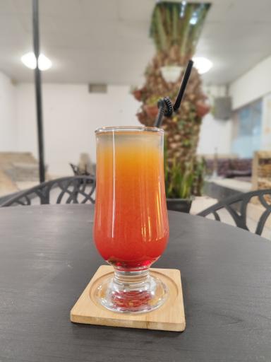 عکس سفره خانه حاتم