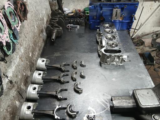 عکس تعمیرگاه نیسان پاترول داوود