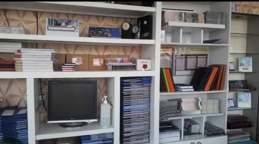 عکس چاپ و حروفچینی نگارستان توس