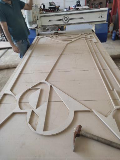 عکس خدمات cnc چوب و ام دی اف باوان