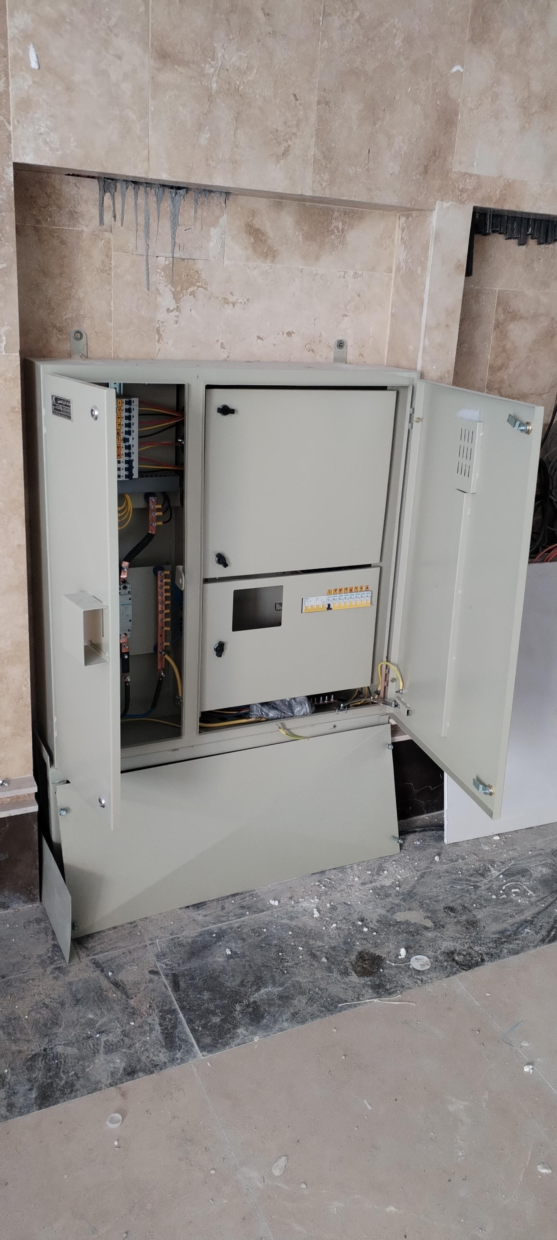 عکس شرکت فنی مهندسی  آریا نیرو برق صنعتی