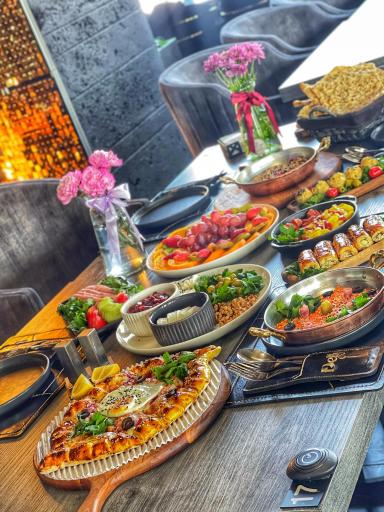 عکس رستوران دلفی