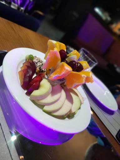 عکس رستوران دلفی