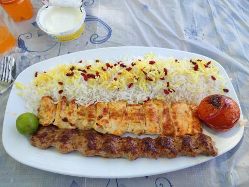 عکس کبابسرای دهکده