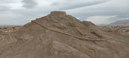 عکس آرامستان زرتشتیان