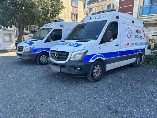 عکس آمبولانس خصوصی امداد نیکان