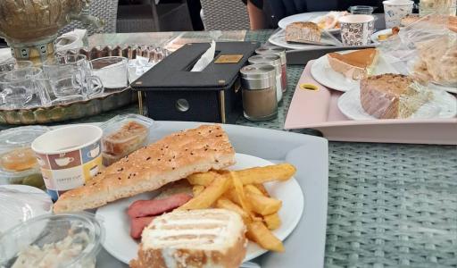 عکس رستوران باغ پدری