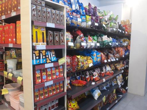 عکس فروشگاه افق کوروش آراهیلز