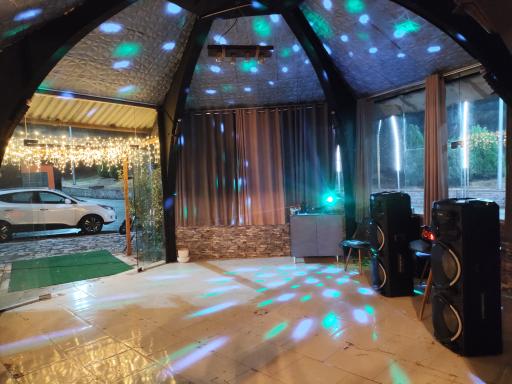 عکس کافه حرمان