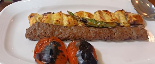 عکس تهیه غذای ترنج