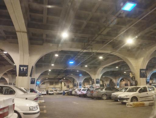 عکس پارکینگ شماره سه حرم مطهر