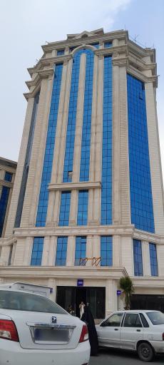 عکس ساختمان اداری بیمارستان لاله