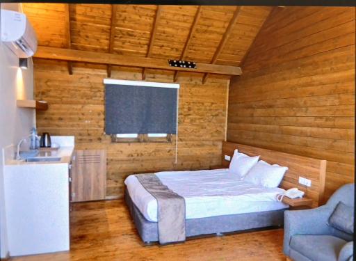 عکس هتل ساحلی میزبان 