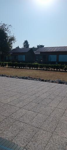 عکس هتل ساحلی میزبان 