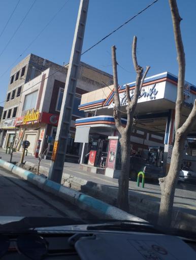 عکس پمپ بنزین شهر ابریشم