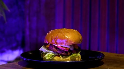 عکس کافه جگرکی راه بنفش