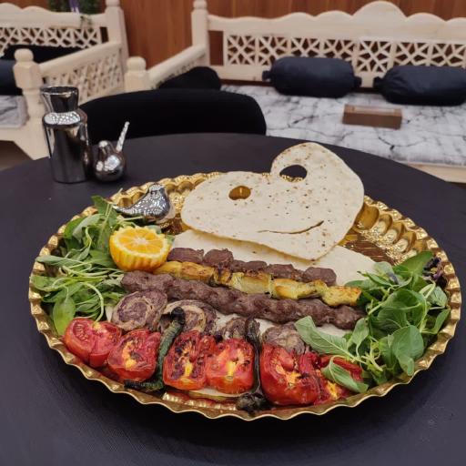 عکس کافه جگرکی راه بنفش