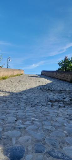 عکس پل خشتی نیاکو