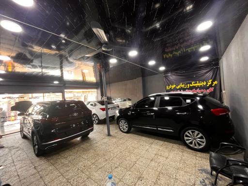 عکس شیشه دودی ساسان