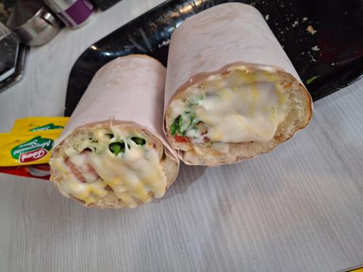 عکس فست فود سیبیل من