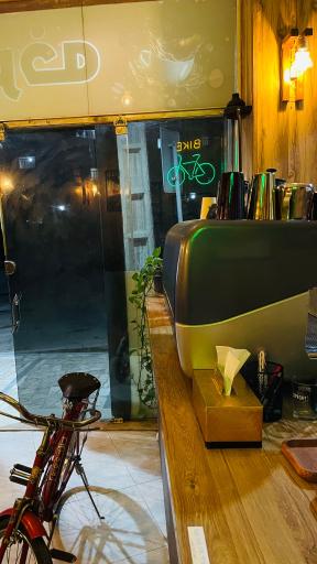 عکس کافه بایک