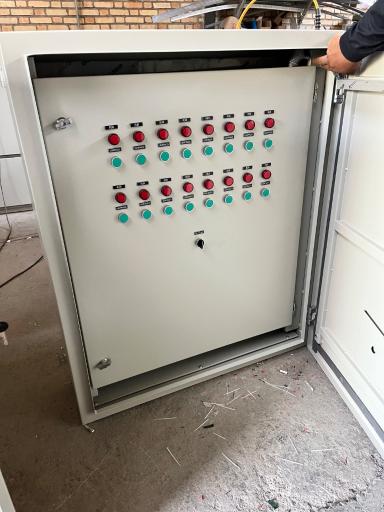 عکس الکترو لاوان