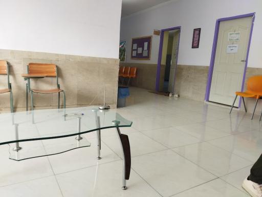 عکس دبیرستان دخترانه پژوهش