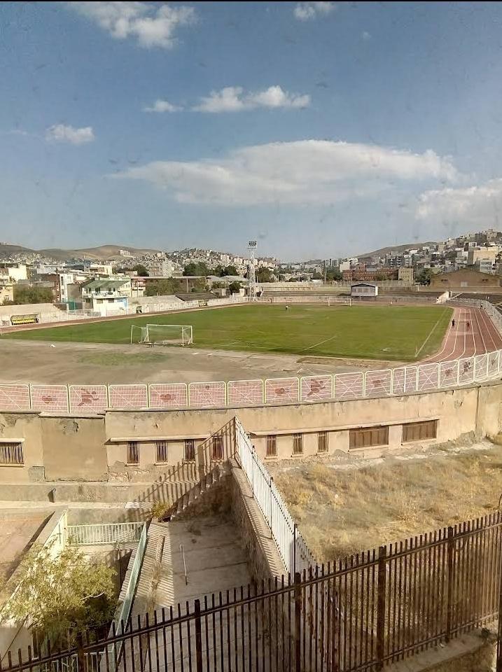 عکس استادیوم ملک نیا