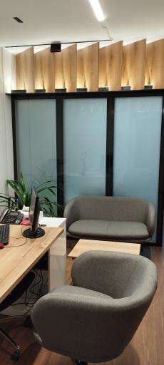 عکس دفتر ترجمه رسمی 1017 - آقای ترجمه 