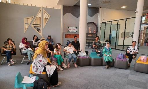 عکس کتابخانه مرکزی خرم آباد