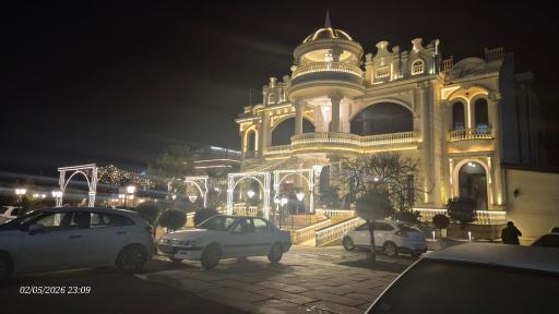 عکس تالار و رستوران نازگل