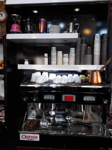 عکس قهوه سرای کلبه