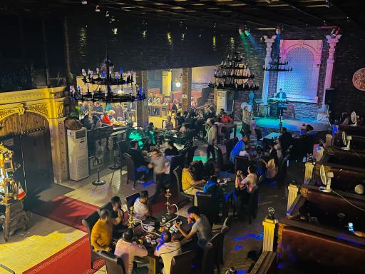 عکس رستوران زیتون