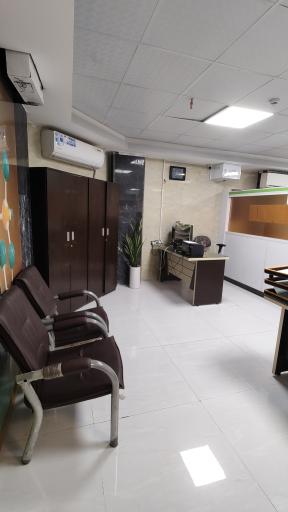 عکس آزمایشگاه دکتر حقیقت نژاد