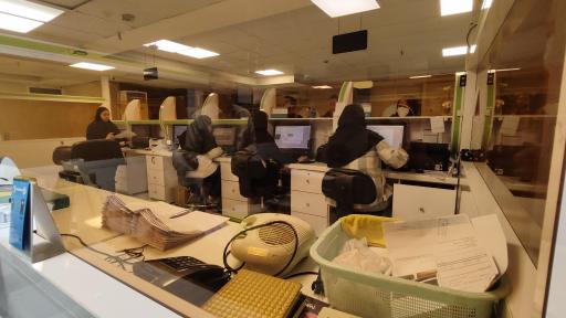 عکس آزمایشگاه دکتر حقیقت نژاد