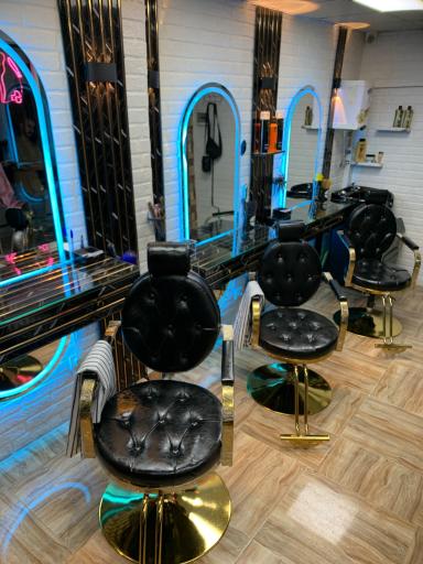 عکس پیرایش امپراتور