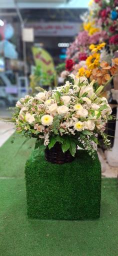 عکس گل فروشی برکه