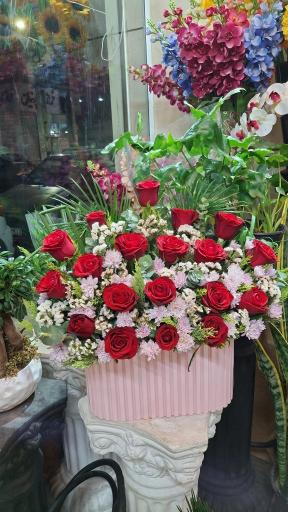 عکس گل فروشی برکه