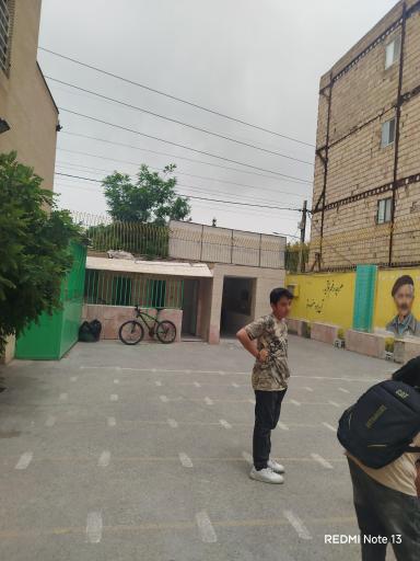 عکس دبیرستان پسرانه غیردولتی استاد مطهری