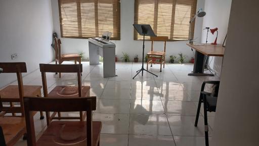 عکس آموزشگاه آزاد آوای پارسی