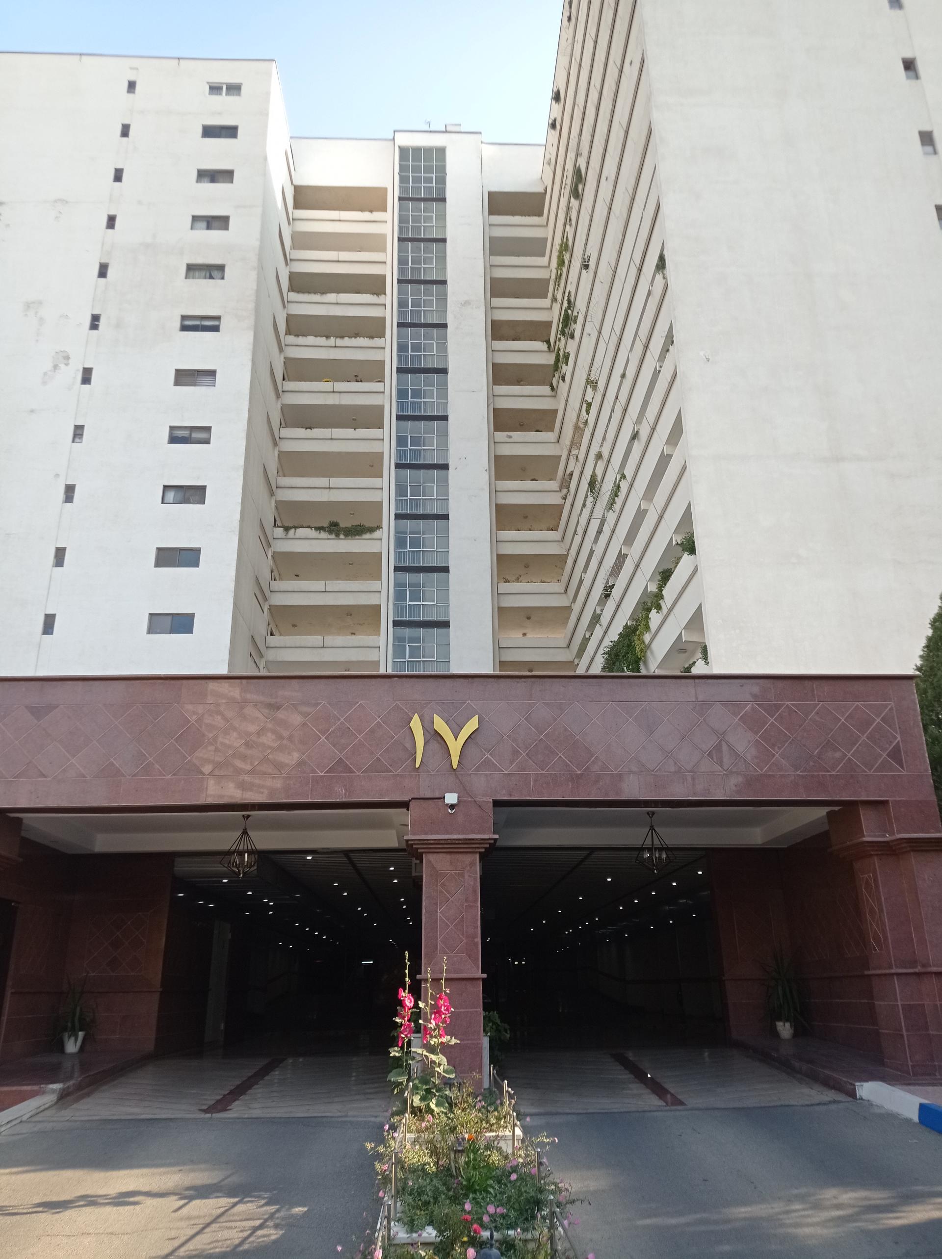 عکس بلوک 17 شهرک امید