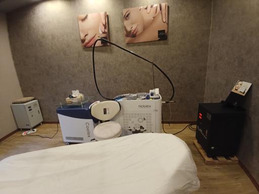 مرکز لیزر و زیبایی حس خوب