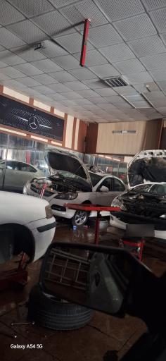 عکس کلنیک خودرو فن برتر مهندس میثم عسسی