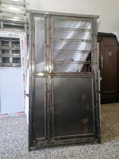 عکس فروشگاه درب های آماده نصب برزگر 