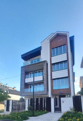 عکس مجتمع کیانا