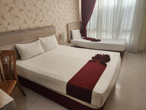 عکس هتل آپارتمان آرین