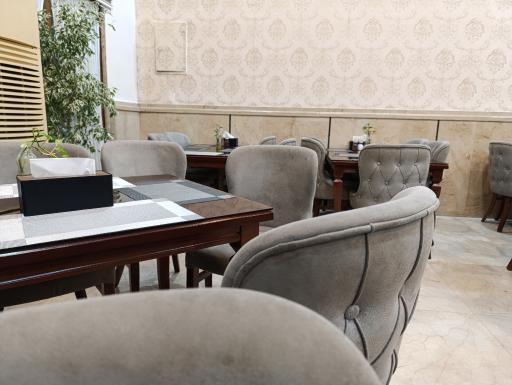 عکس کبابی عمو محسن