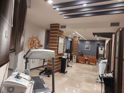 عکس فیزیوتراپی امیرکبیر