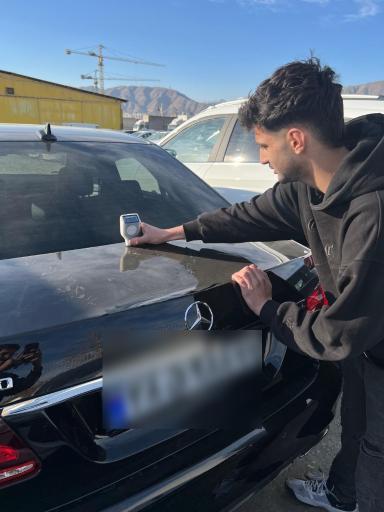 عکس کارشناسی و تشخیص رنگ عباسپور