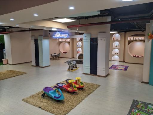 عکس مرکز تجاری سیتادیوم